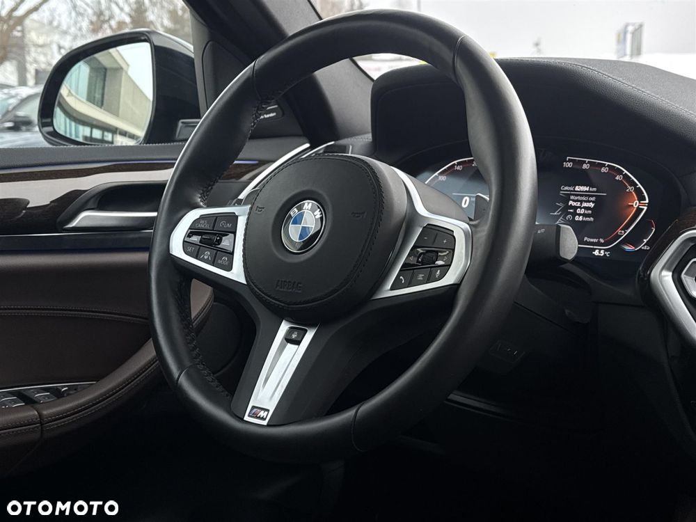 BMW X4 - 11