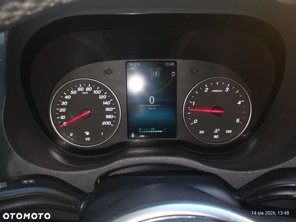 Mercedes-Benz Sprinter - 5