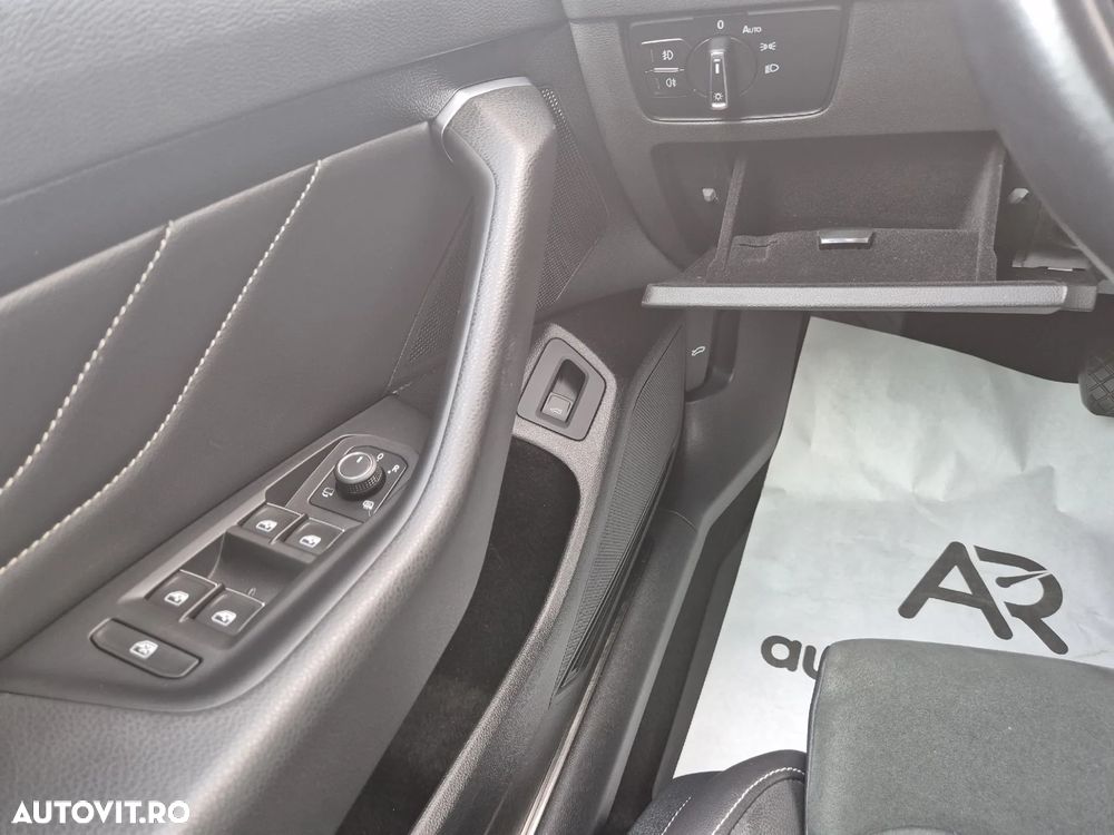 Volkswagen Passat 2.0 TDI DSG 4Mot Highline - 15