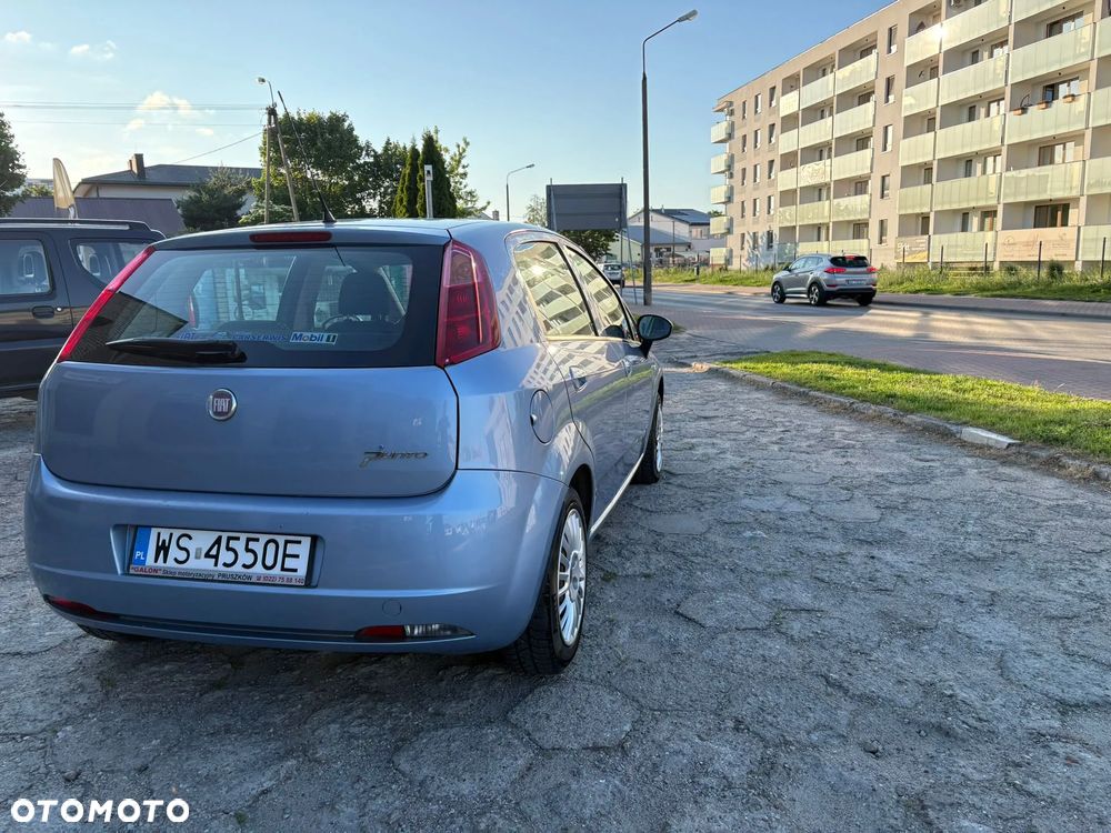 Fiat Grande Punto - 8