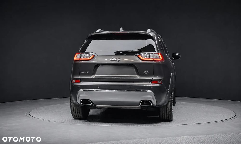 Jeep Cherokee - 5
