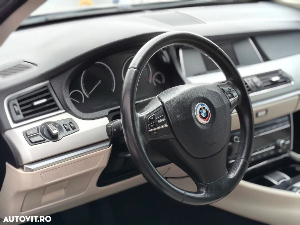 BMW Seria 5 520d Gran Turismo - 7