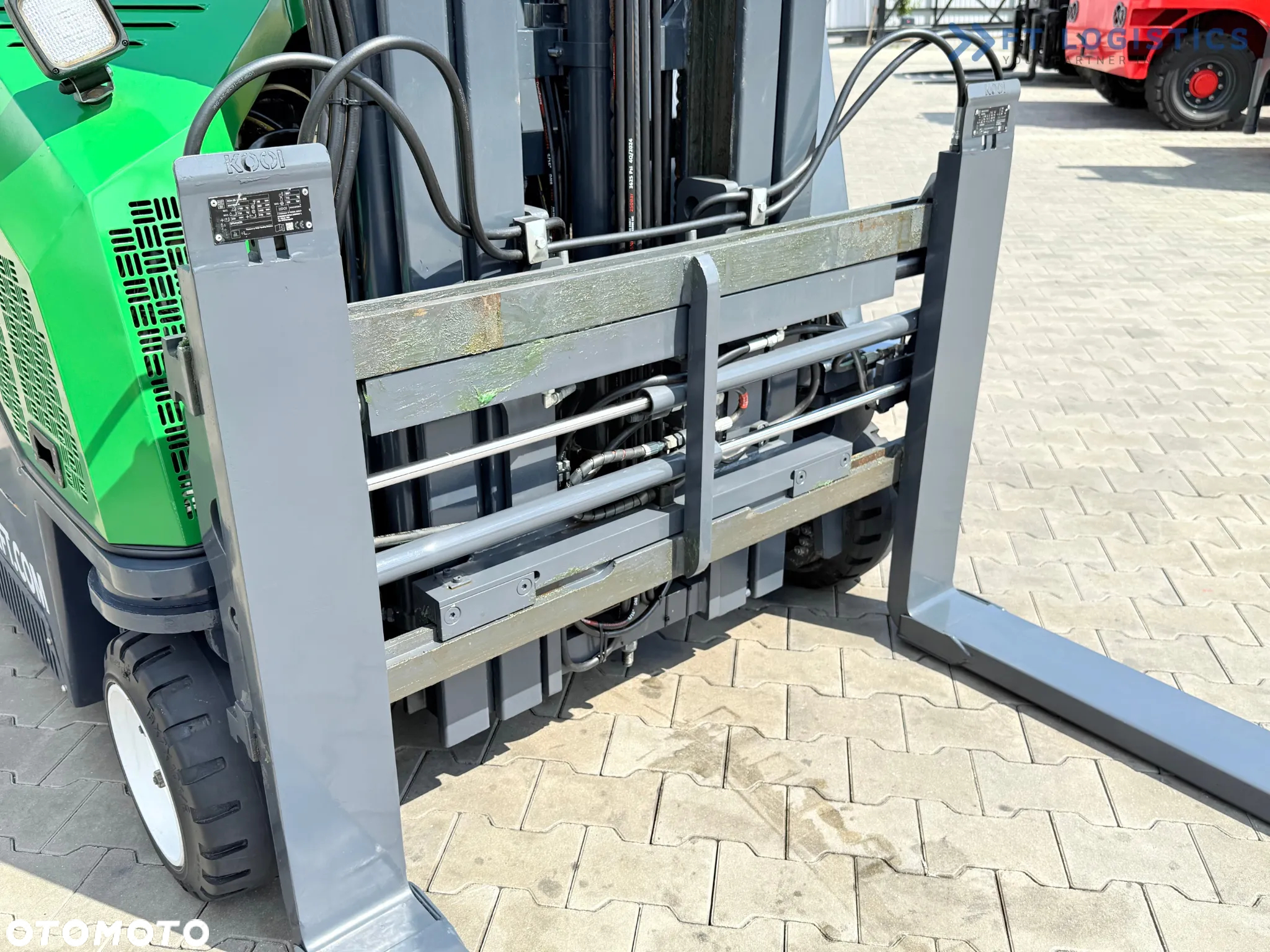 Combilift CB2500 / DIESEL / TRIPLEX / WYDŁY WYSUWNE / 5500MM / WOLNY SKOK / PRZESUW WIDEŁ / POZYCJONER / JAK NOWY - 5
