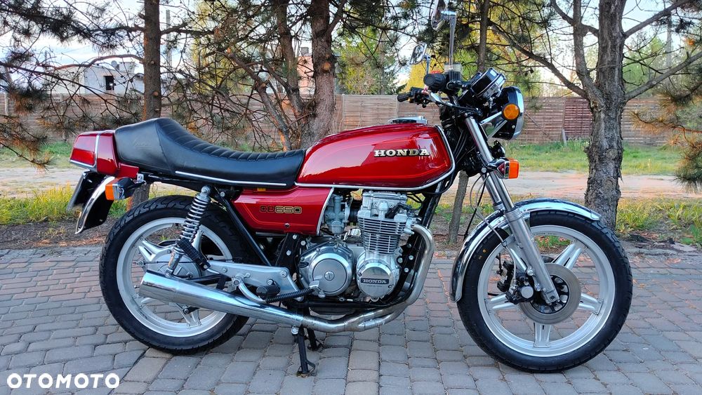Honda CB - 1