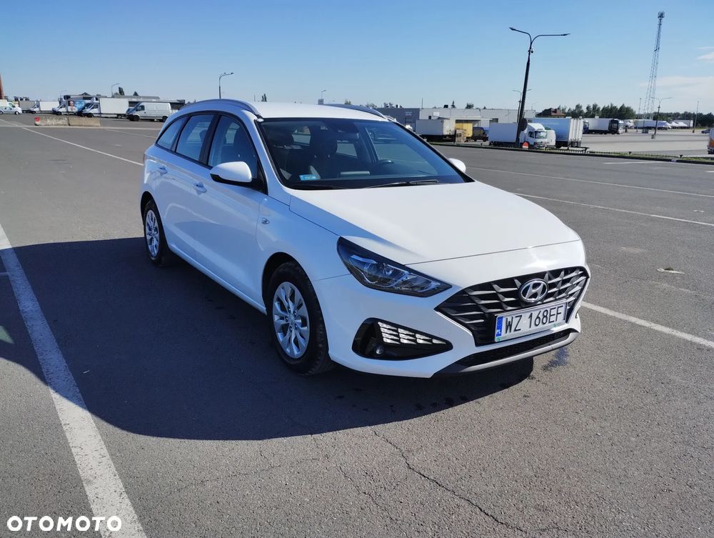 Hyundai i30 1.6 D Classic + DCT - 1