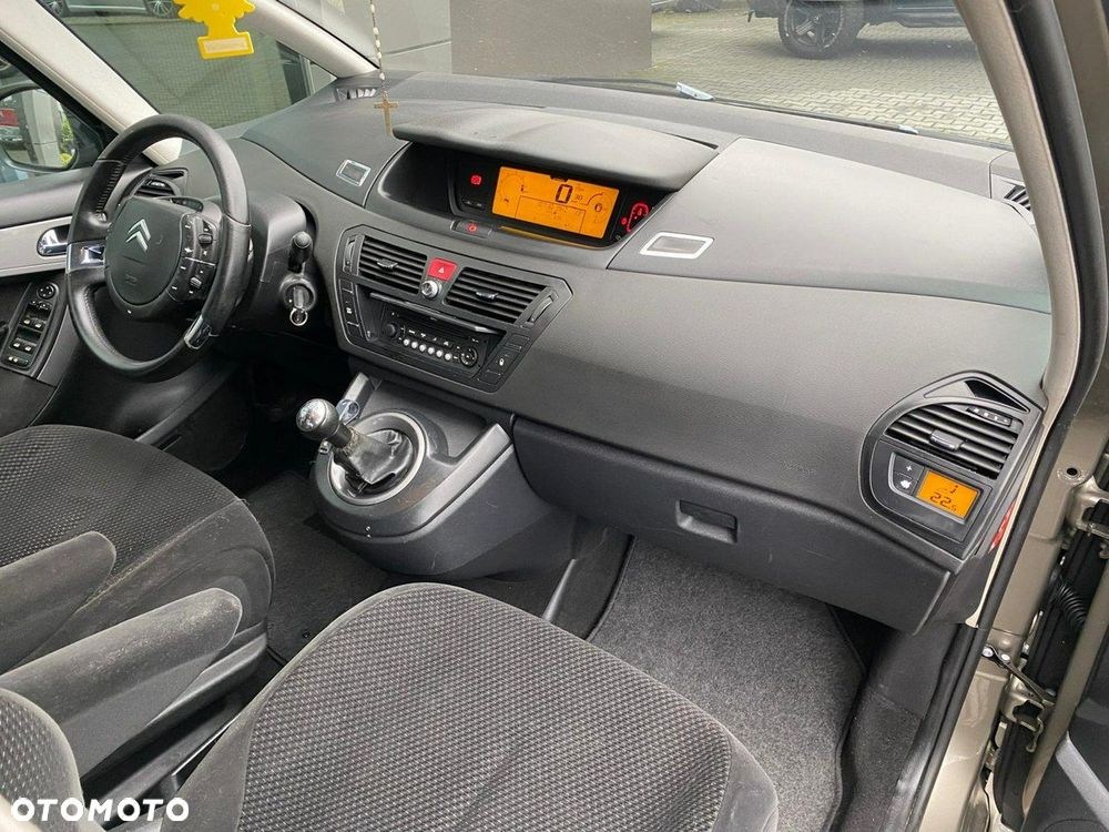 Citroën C4 Grand Picasso 1.8 16V Confort - 15
