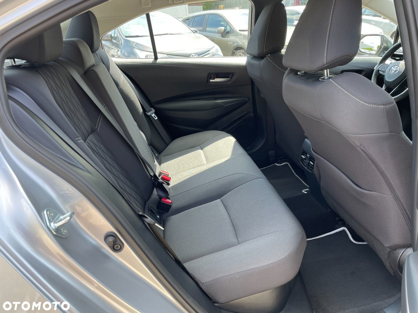 Toyota Corolla - 21