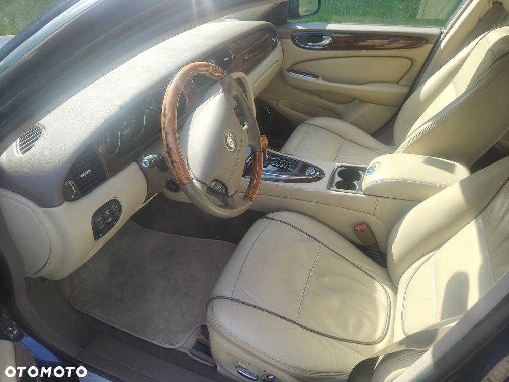 Jaguar XJ XJ8 4.2 Executive Last Edition - 18