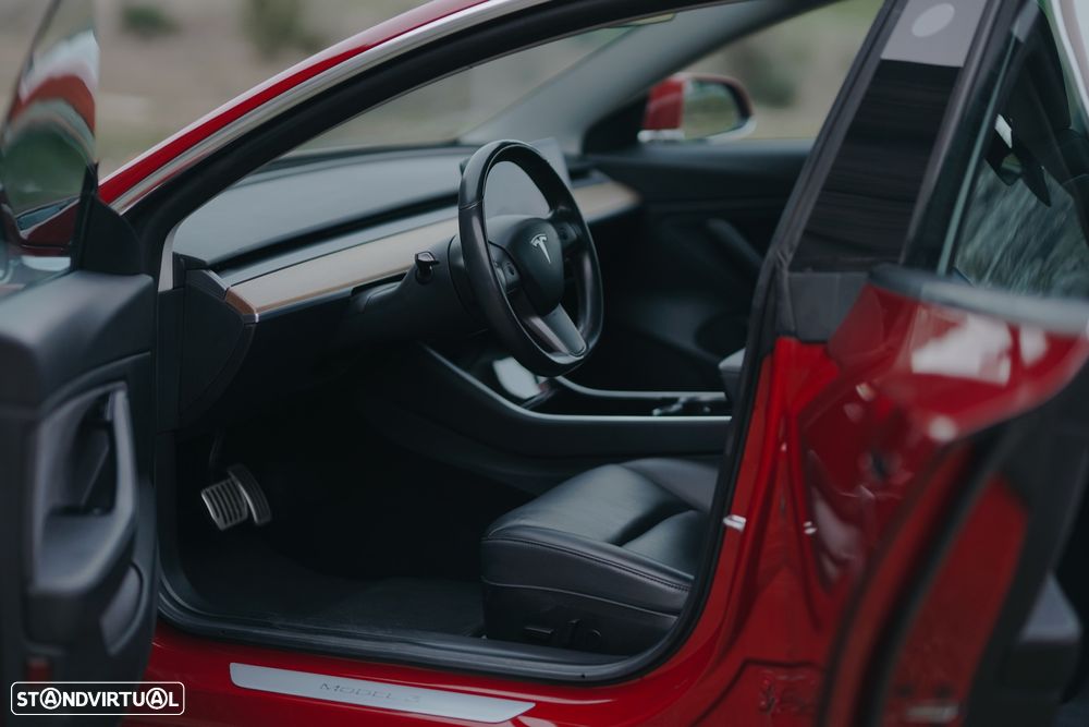 Tesla Model 3 Performance Dual Motor AWD - 18