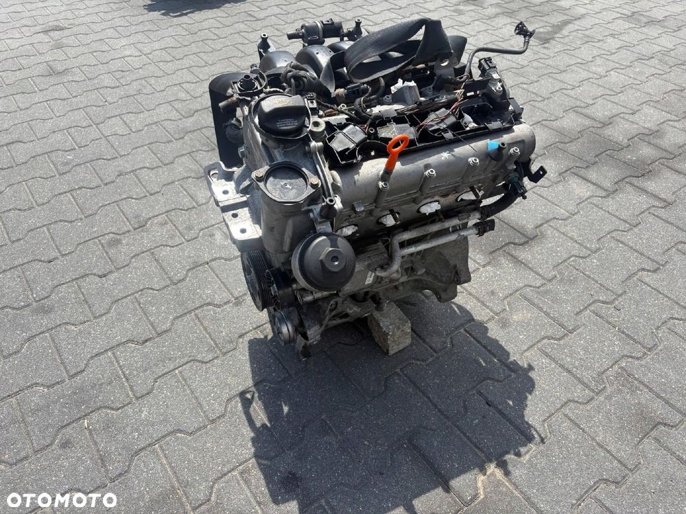 SILNIK 1.6 FSI BLF VW PASSAT B6 2007 DO NAPRAWY LUB NA CZĘŚCI - 2
