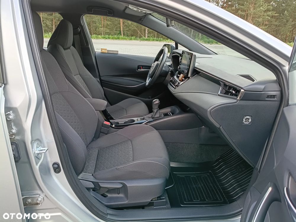 Toyota Corolla 1.8 Hybrid Comfort - 9