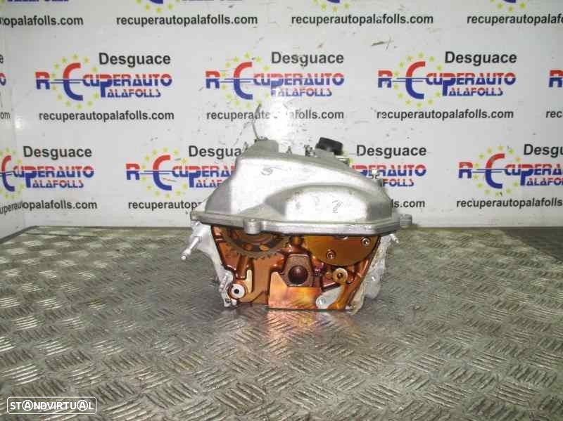 COLAÇA TOYOTA AVENSIS SEDAN 2004 - 1