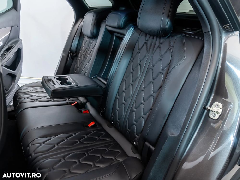 Peugeot 3008 BlueHDi 130 Stop & Start EAT8 GT Pack - 26