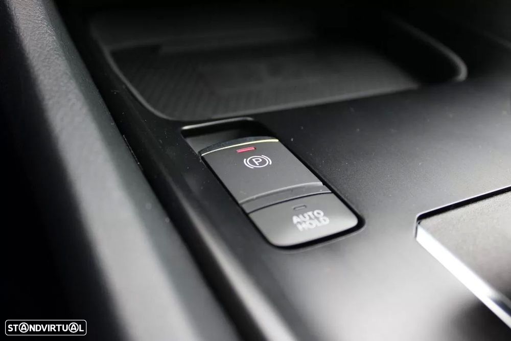 Nissan Qashqai 1.3 DIG-T N-GO Xtronic - 11