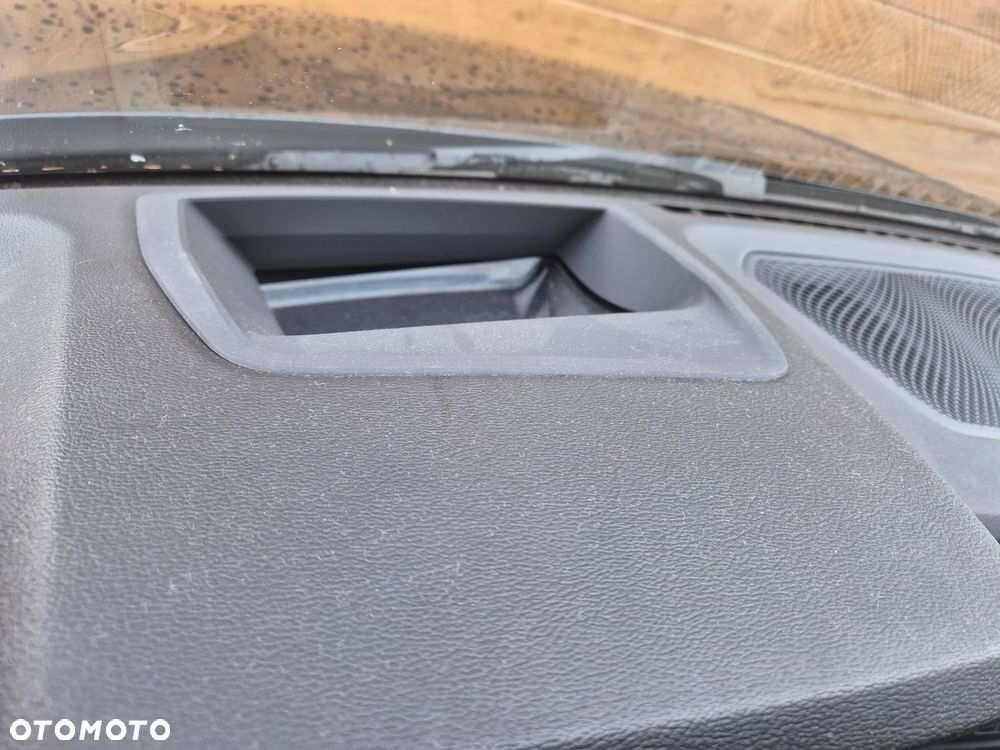 BMW Seria 3 330e M Sport - 3