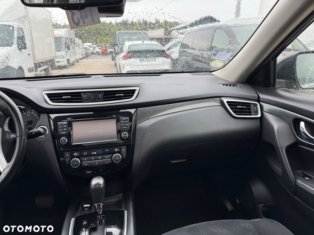Nissan X-Trail - 11