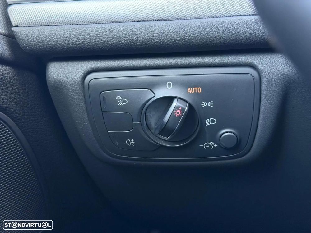 Audi A6 Avant 2.0 TDi Advance S tronic - 30