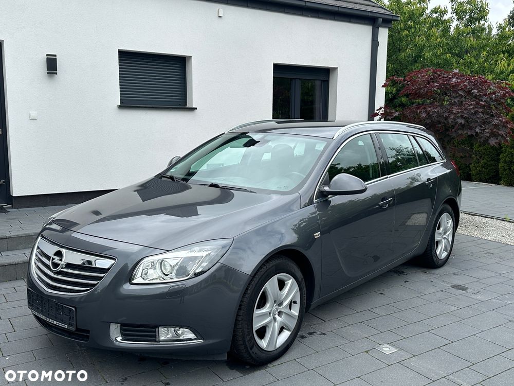 Opel Insignia - 1
