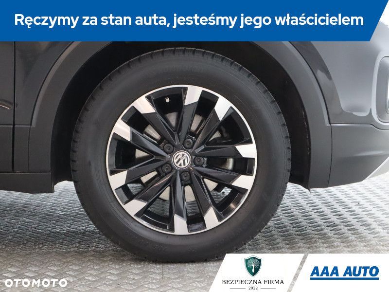 Volkswagen T-Cross - 16