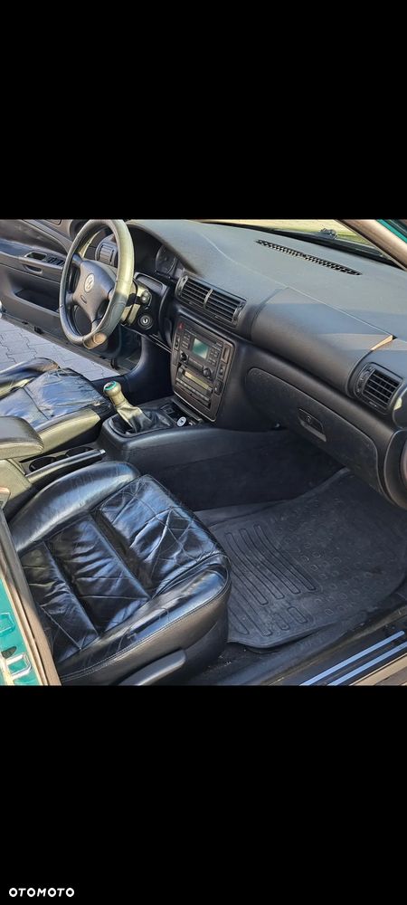 Volkswagen Passat 2.0 Comfortline Family - 6