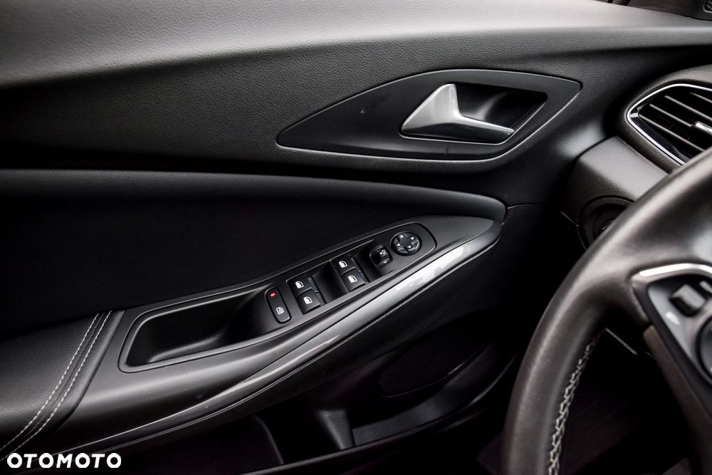 Opel Grandland X 1.6 D Start/Stop Business INNOVATION - 18