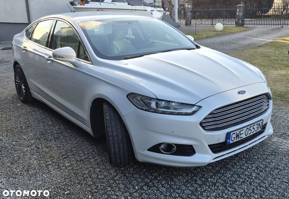 Ford Fusion - 2