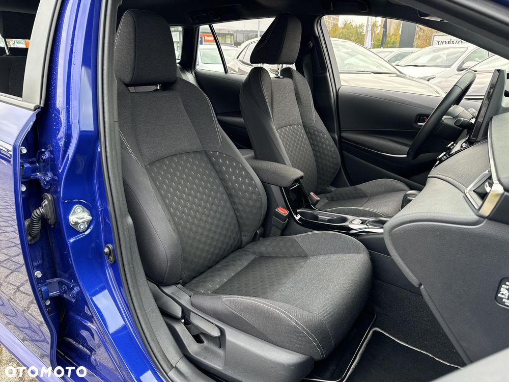 Toyota Corolla - 25