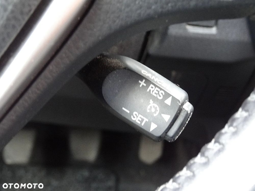 Toyota RAV4 2.0 D-4D 4x2 Start-Stop Executive - 31