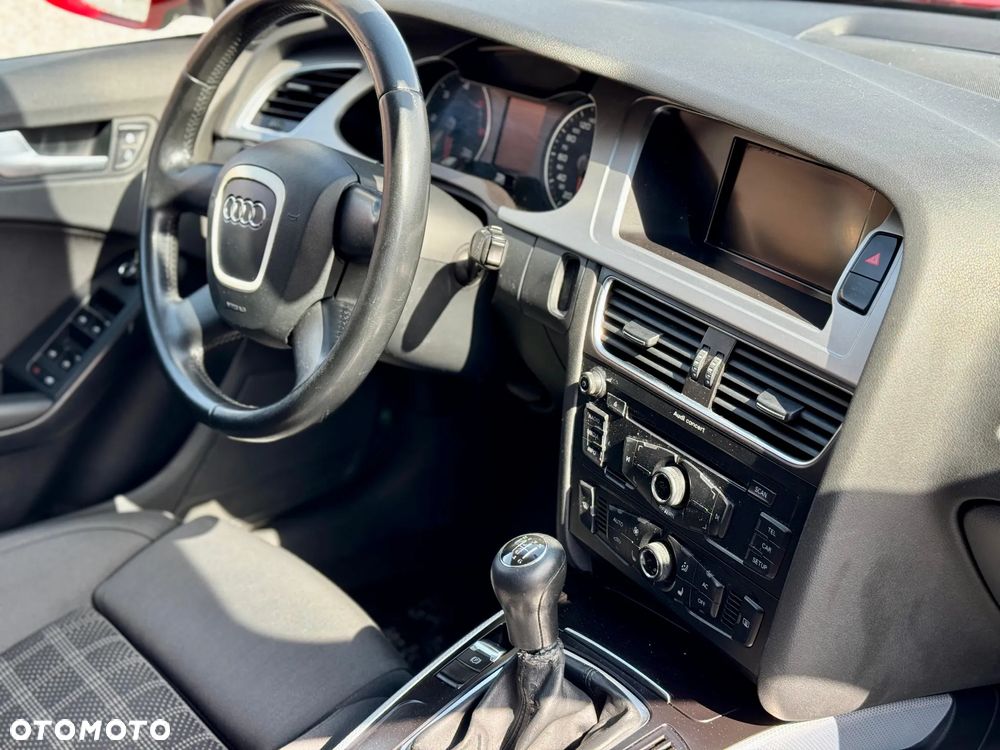 Audi A4 Avant 2.0 TDI e DPF S line Sportpaket - 35