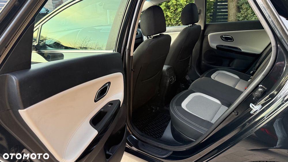 Kia Ceed 1.6 CRDi 136 ISG Platinum Edition - 30