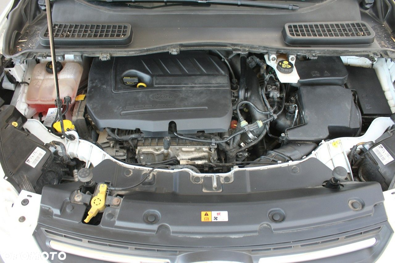 Ford Kuga 1.5 EcoBoost 2x4 Titanium - 29