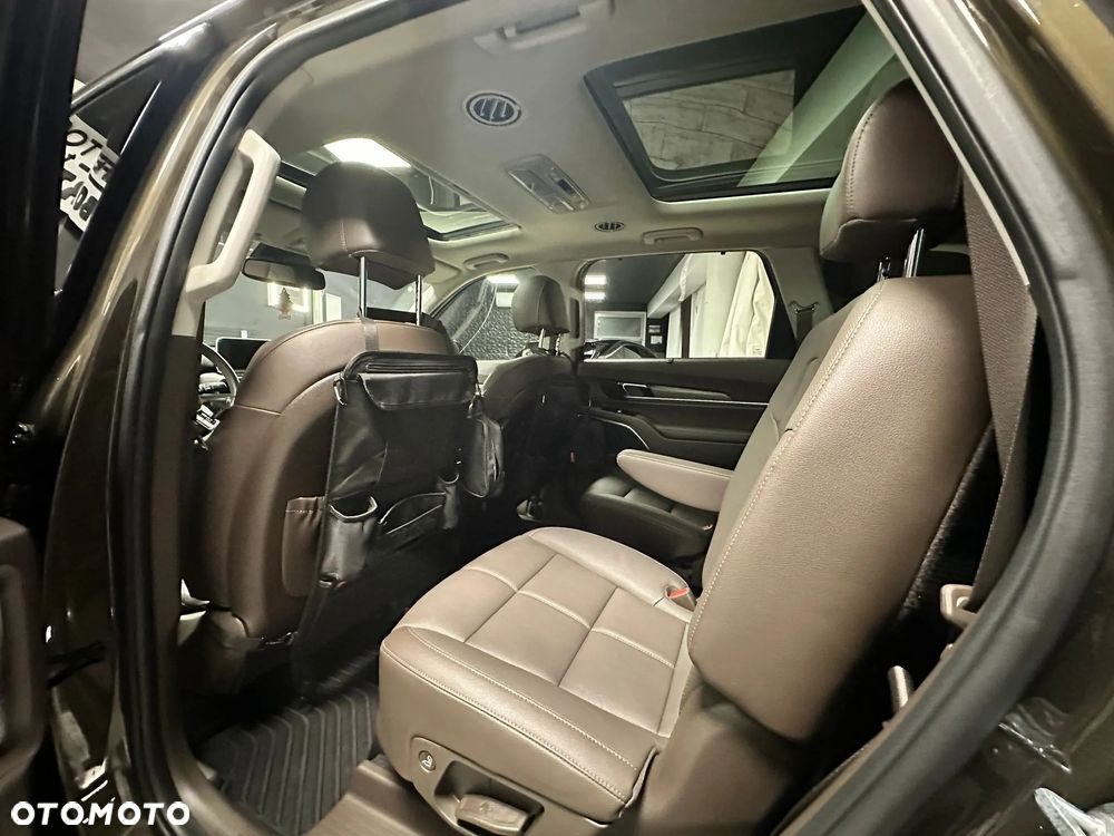 Kia Telluride - 18