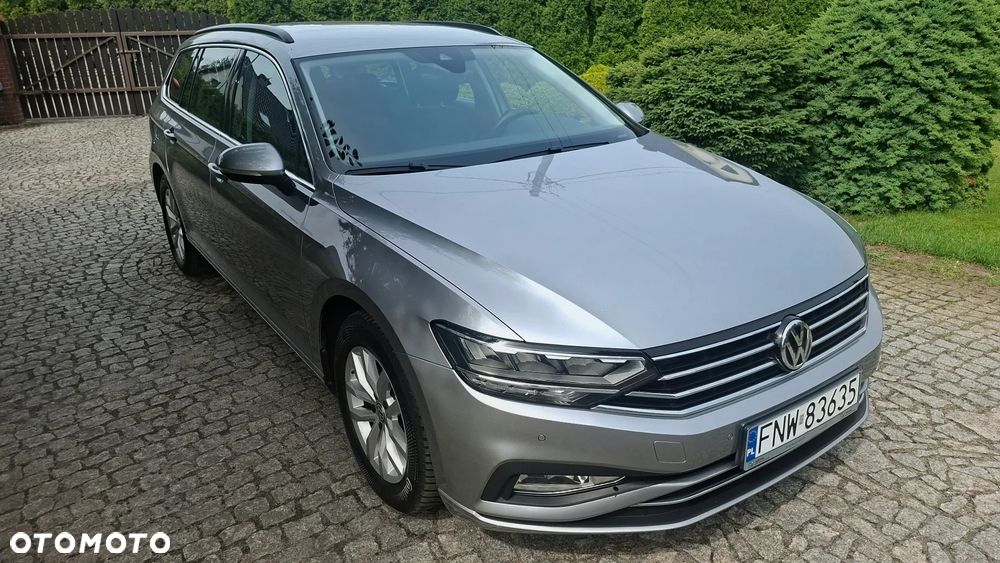 Volkswagen Passat 2.0 TDI EVO Business DSG - 2