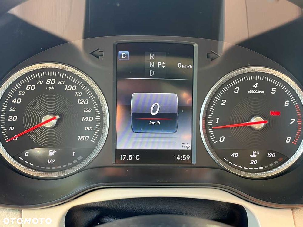 Mercedes-Benz GLC - 8