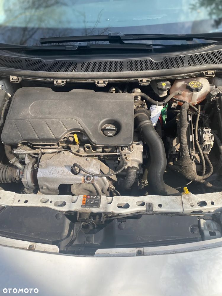 Opel Astra 1.6 CDTI Enjoy - 8