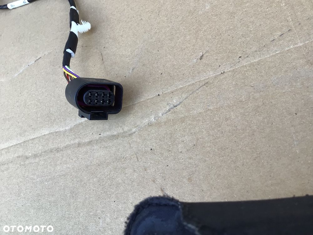 Lusterko prawe Seat Ibiza 6F0 8pin - 6