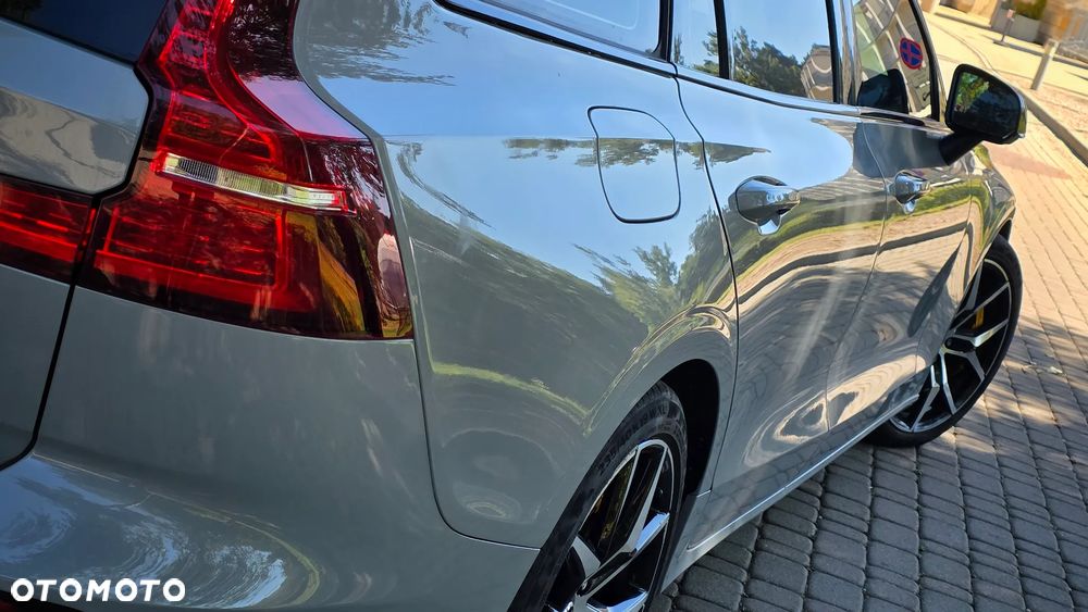 Volvo V60 T8 AWD Plug-In Hybrid Polestar Engineered - 15