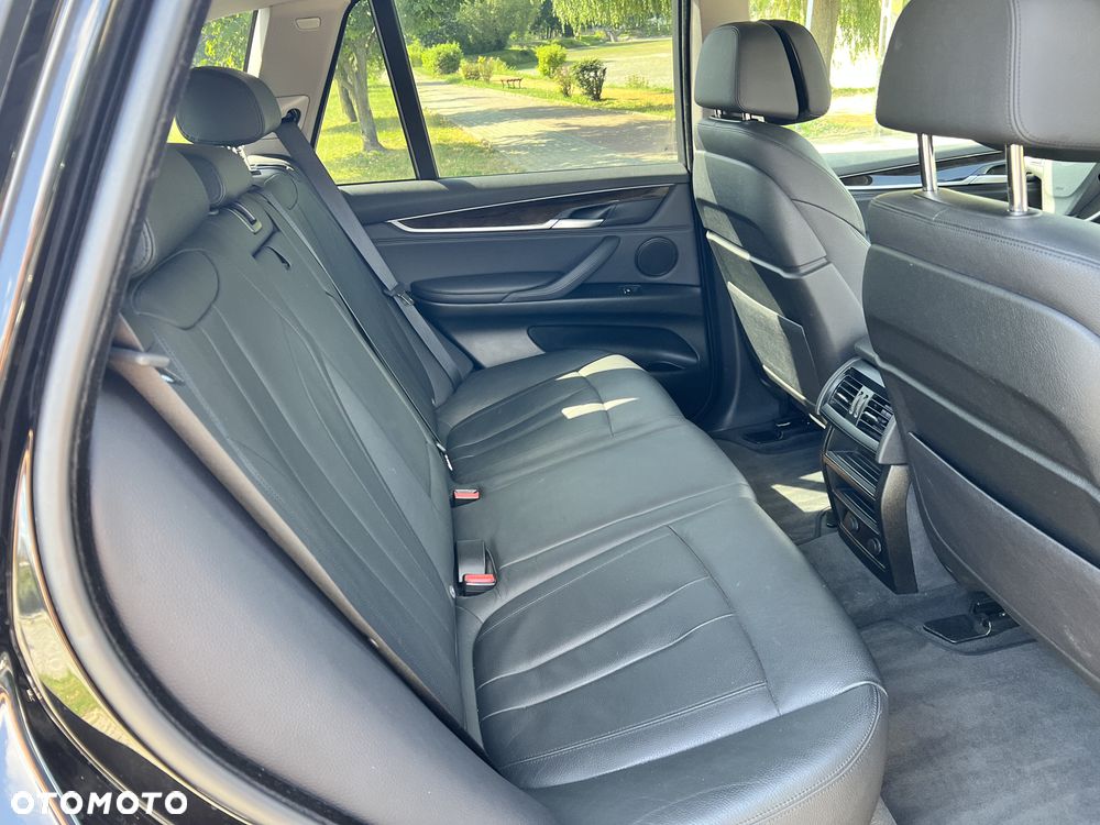 BMW X5 xDrive40d - 24