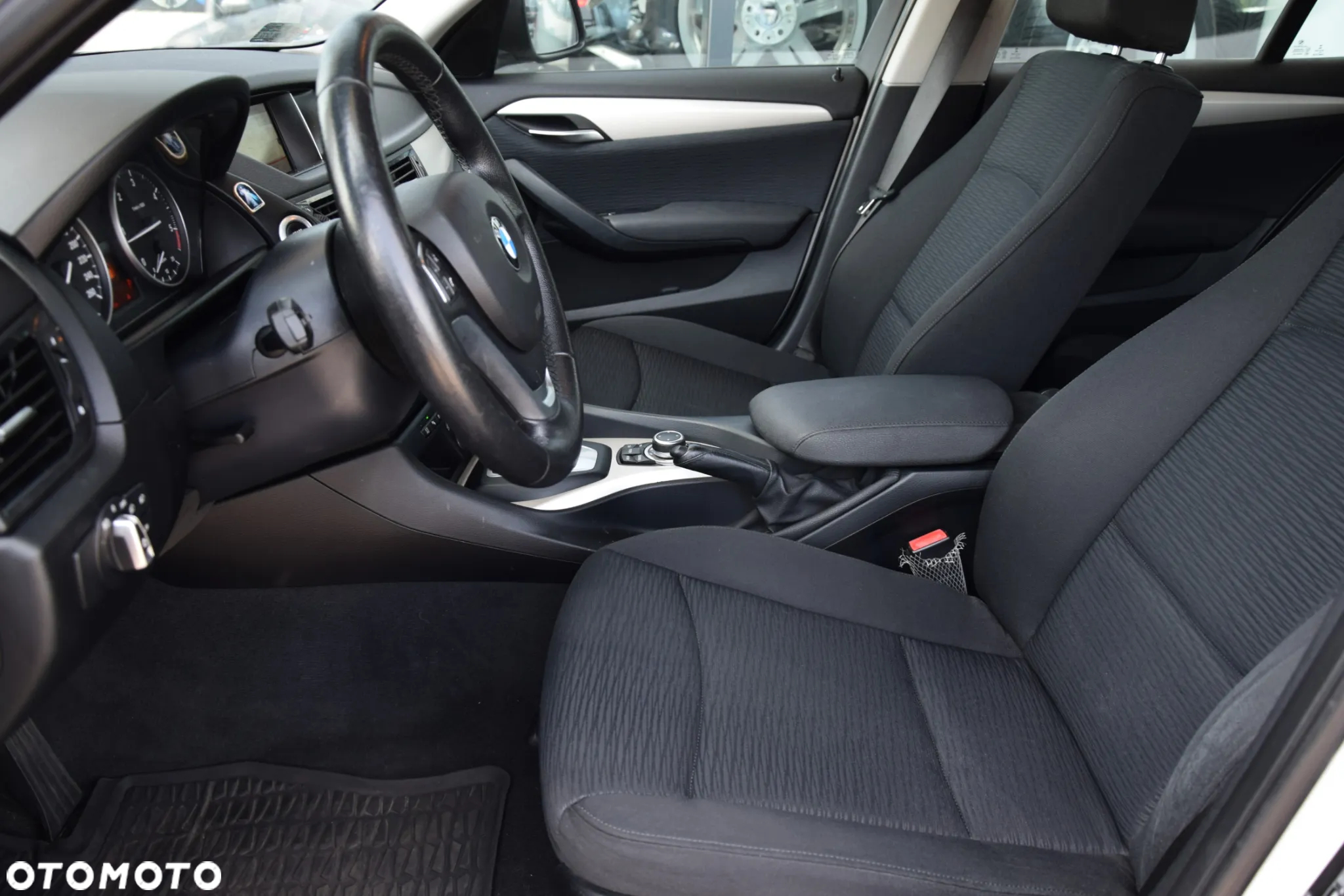 BMW X1 - 9