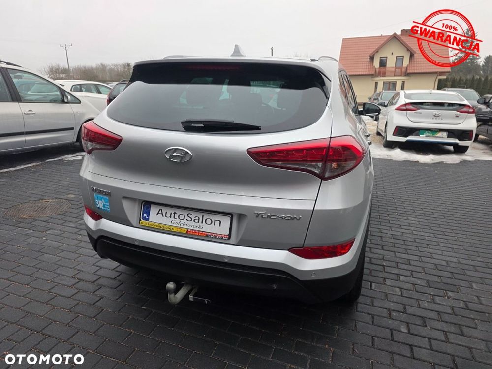Hyundai Tucson 1.7 CRDI BlueDrive Comfort 2WD - 11