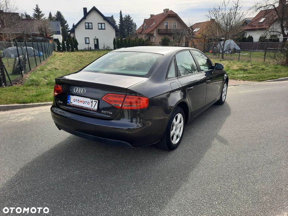 Audi A4 Limousine 2.0 TDI DPF Ambition - 13