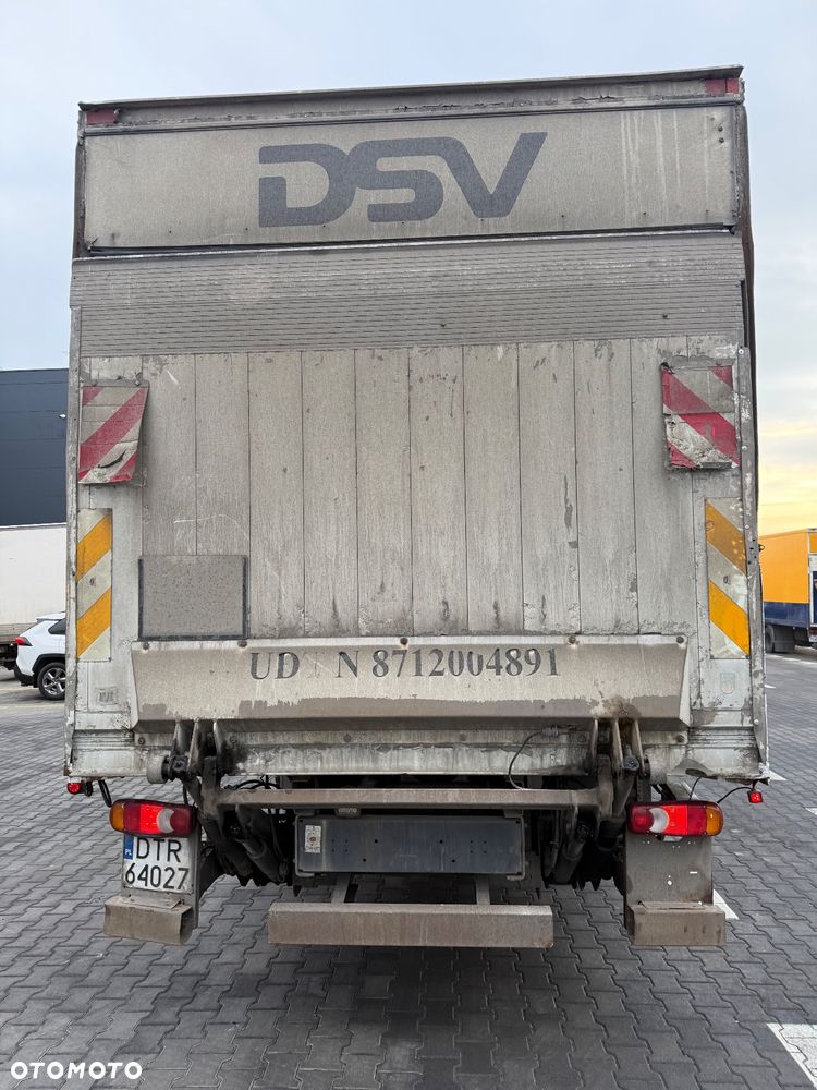 Renault Midlum 12.220 - 4