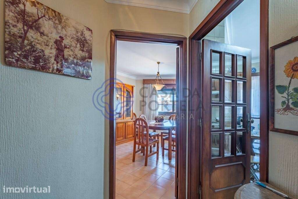 Apartamento T1 areas generosas centro Porto - Grande imagem: 5/21