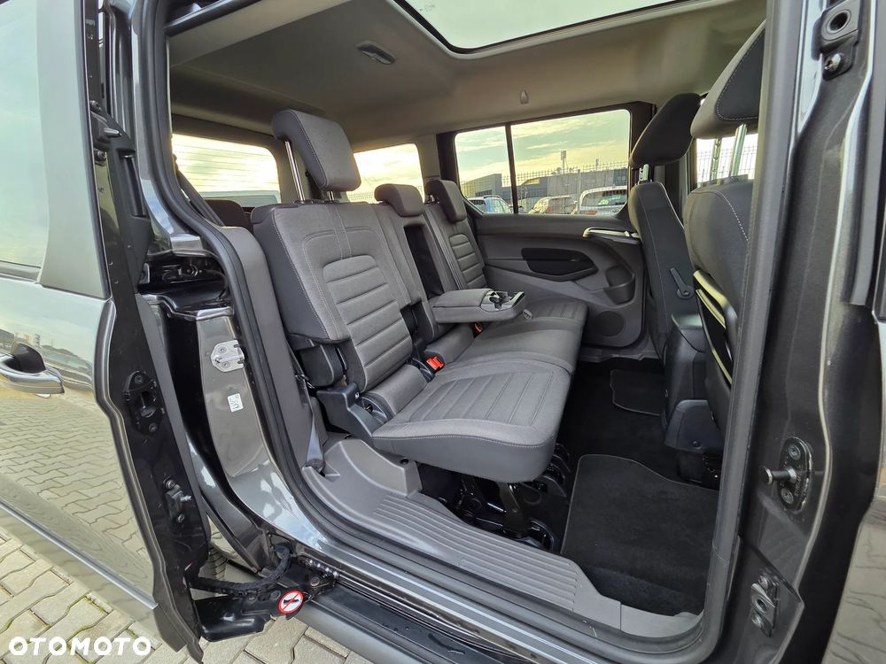 Ford Tourneo Connect 1.5 EcoBlue Titanium PowerShift - 39