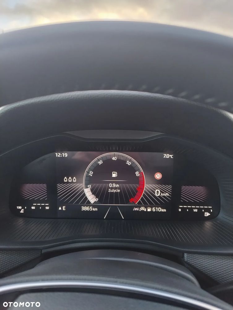 Skoda Kamiq 1.0 TSI Essence - 16