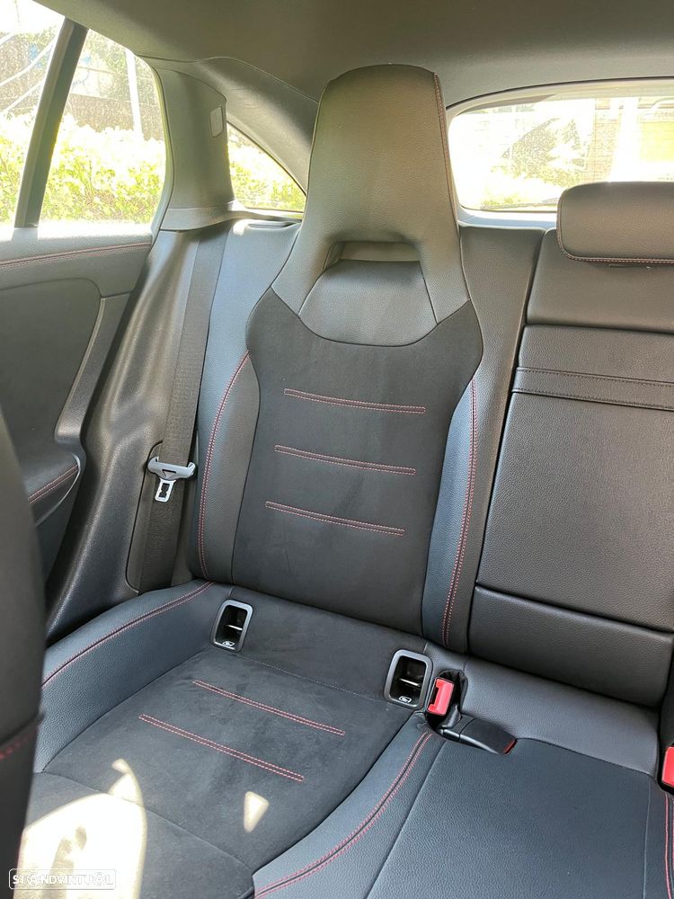 Mercedes-Benz CLA 250 e Shooting Brake AMG Line - 15