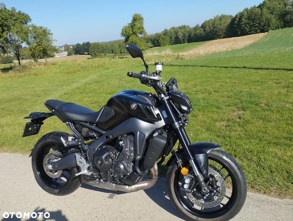 Yamaha MT - 17