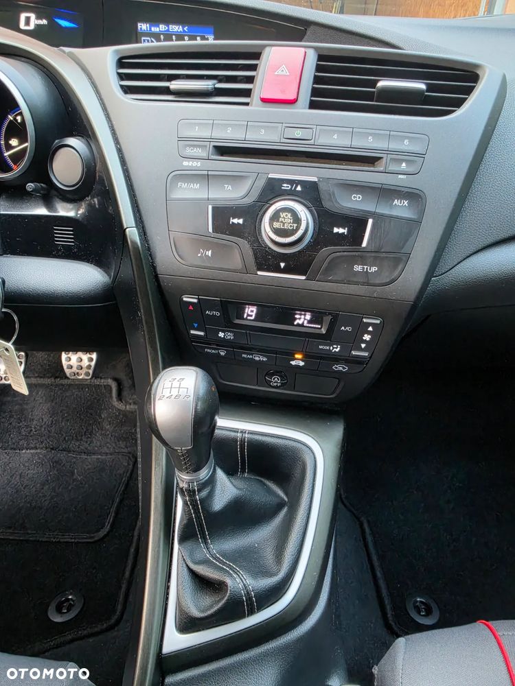 Honda Civic 1.4 Sport - 14