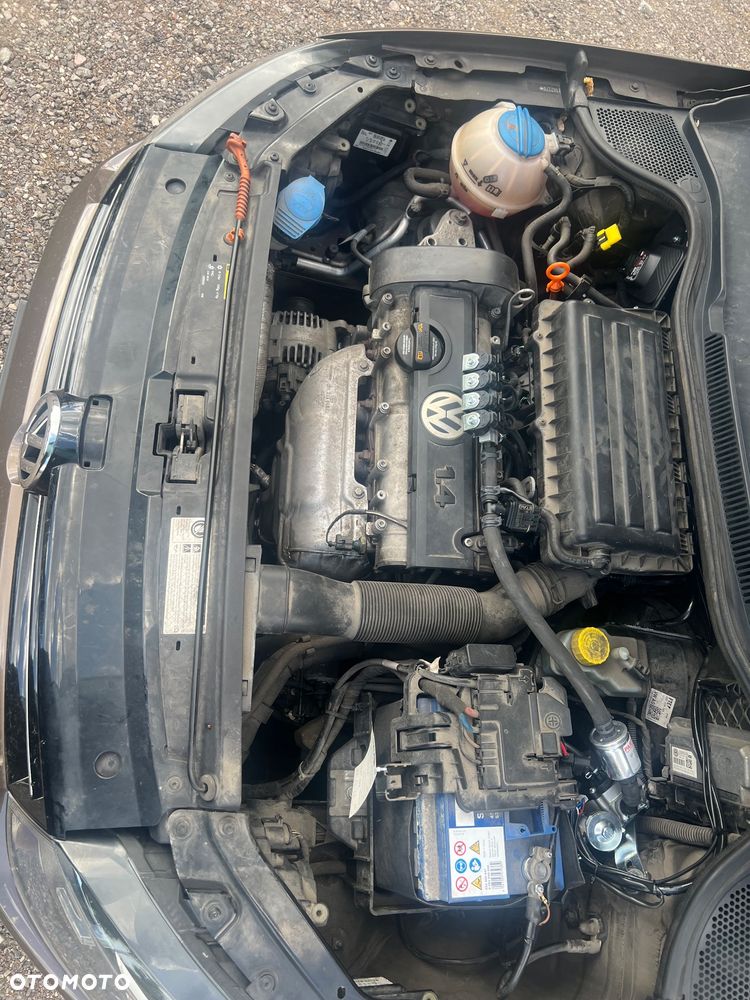 Volkswagen Polo 1.4 16V Comfortline - 30