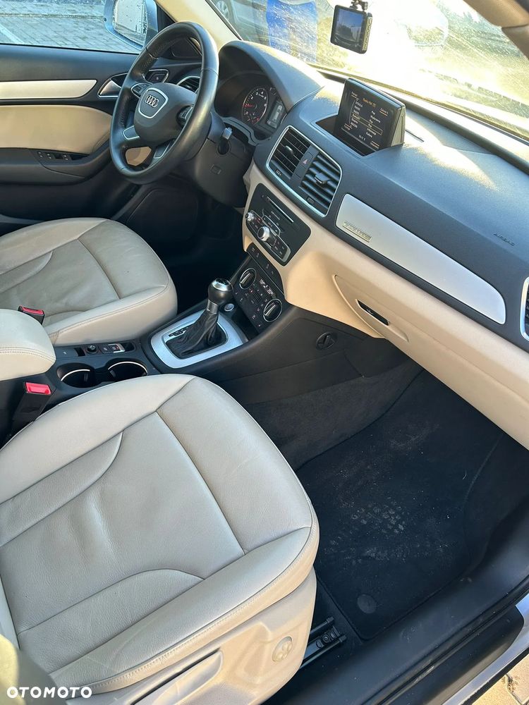 Audi Q3 2.0 TFSI quattro S tronic design - 10